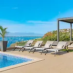 Le Maison Deluxe Madeira - Where Peace Is Breathed And Luxury Is Felt! Villa Ribeira Brava