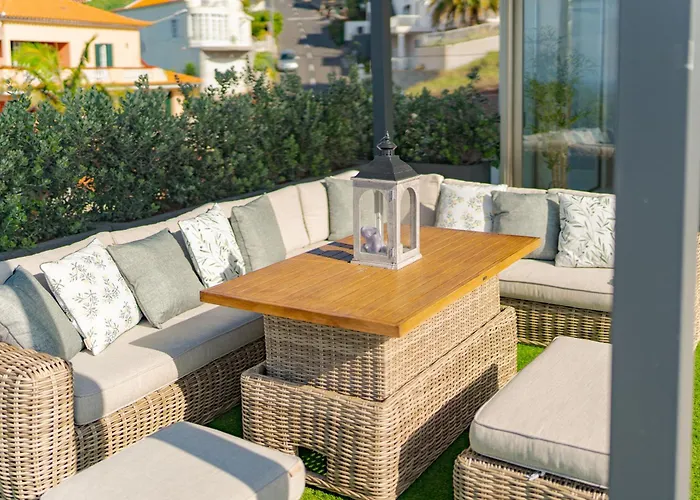 Le Maison Deluxe Madeira - Where Peace Is Breathed And Luxury Is Felt! *