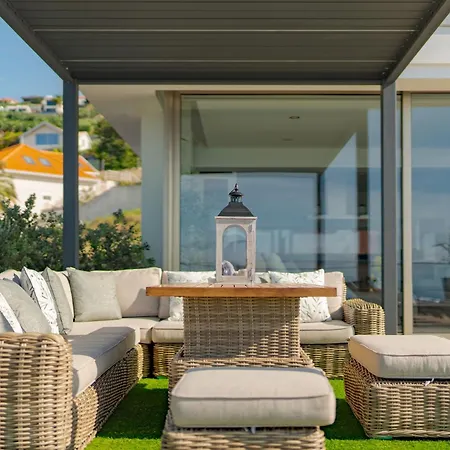 Le Maison Deluxe Madeira - Where Peace Is Breathed And Luxury Is Felt! *