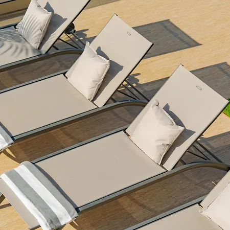 Villa Le Maison Deluxe Madeira - Where Peace Is Breathed And Luxury Is Felt! *