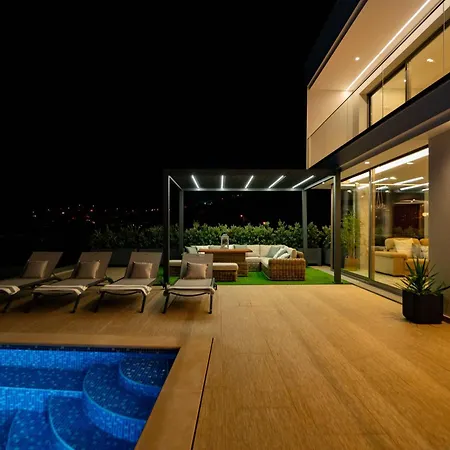 Lê Maison Deluxe Madeira - Where Peace Is Breathed&luxury Is Felt! Ribeira Brava