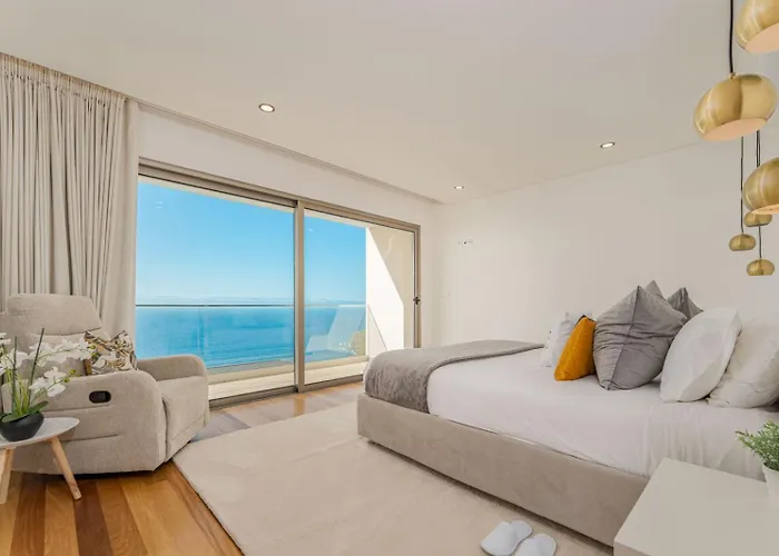 Le Maison Deluxe Madeira - Where Peace Is Breathed And Luxury Is Felt! Willa